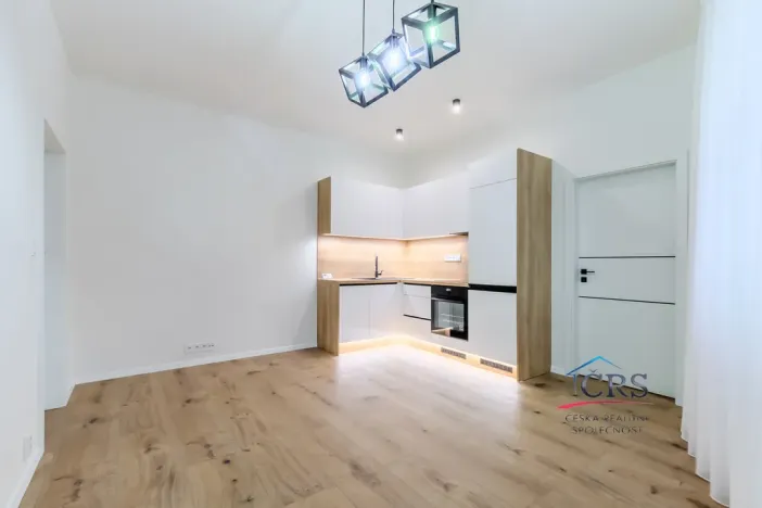 Prodej bytu 2+kk, Praha - Nusle, U křížku, 37 m2