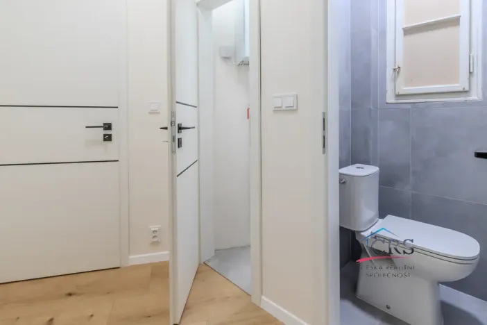 Prodej bytu 2+kk, Praha - Nusle, U křížku, 37 m2