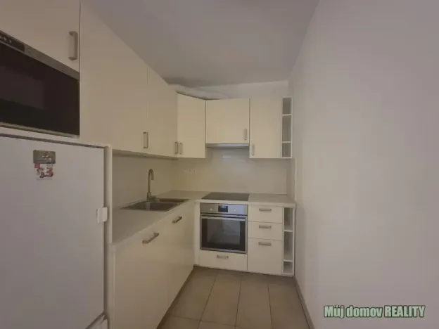 Pronájem bytu 2+kk, Praha - Kyje, Davidovičova, 50 m2