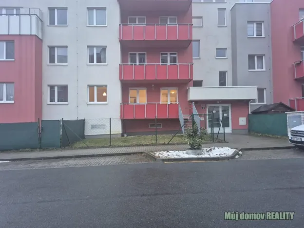 Pronájem bytu 2+kk, Praha - Kyje, Davidovičova, 50 m2