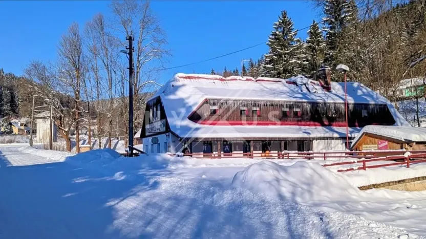 Prodej rodinného domu, Josefův Důl, 550 m2