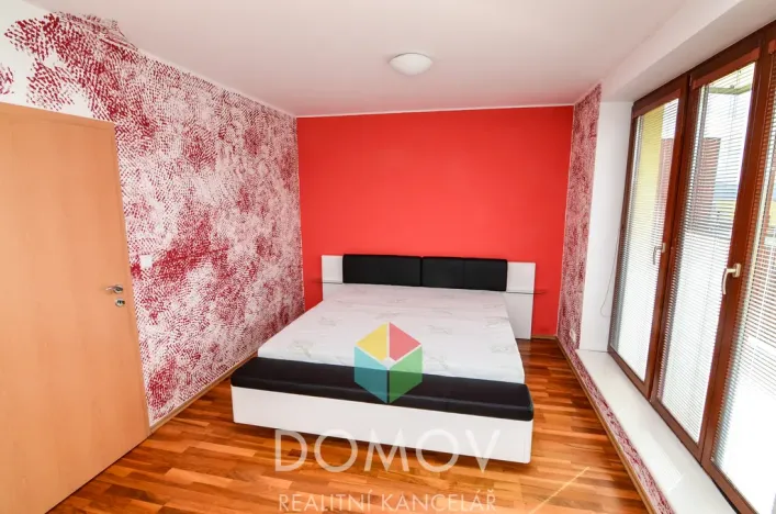 Pronájem bytu 2+kk, Beroun, Nad Paloučkem, 61 m2