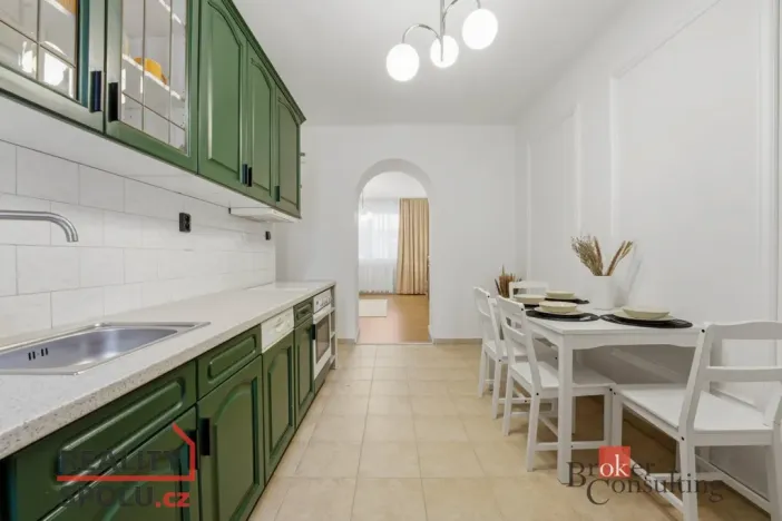 Prodej bytu 3+1, Pardubice - Zelené Předměstí, Sladkovského, 76 m2