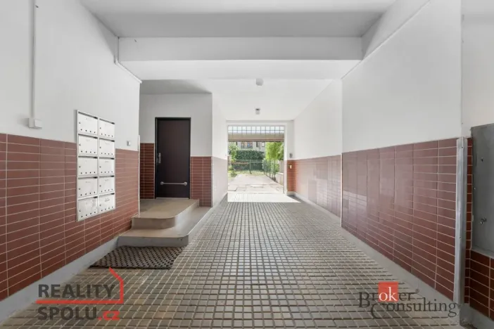 Prodej bytu 3+1, Pardubice - Zelené Předměstí, Sladkovského, 76 m2