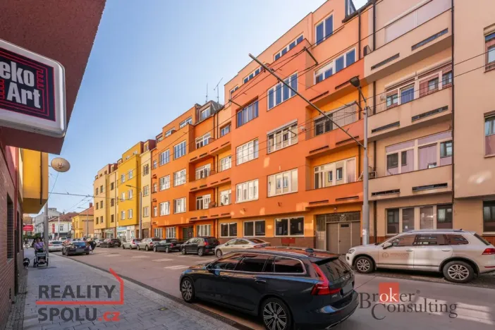 Prodej bytu 3+1, Pardubice - Zelené Předměstí, Sladkovského, 76 m2