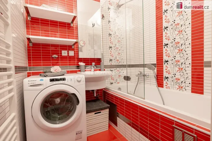 Prodej bytu 4+kk, Praha - Čakovice, Ke stadionu, 90 m2