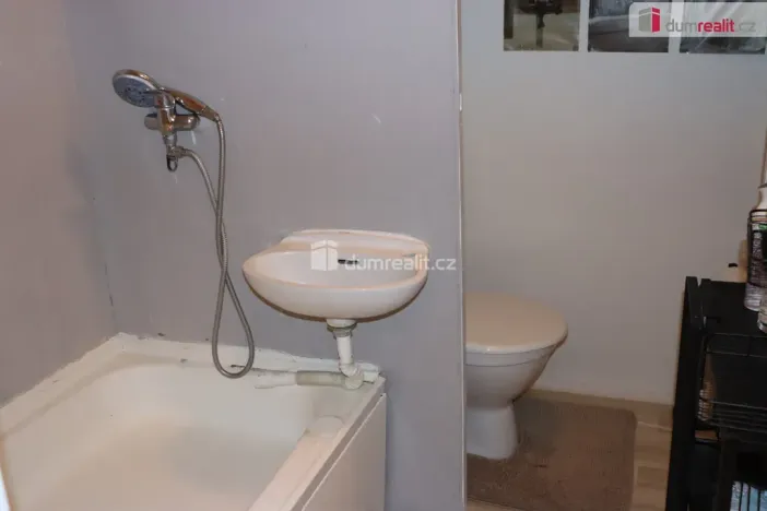 Pronájem bytu 1+1, Mikulov, Zd. Nejedlého, 32 m2