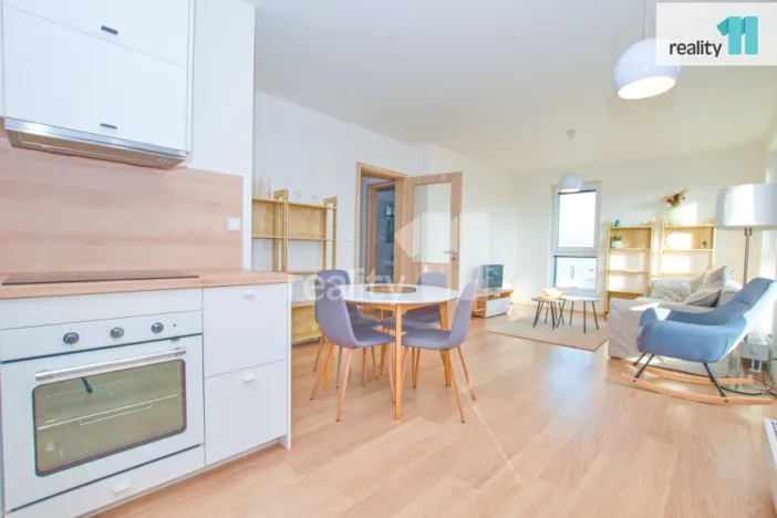 Pronájem bytu 2+kk, Liberec - Liberec III-Jeřáb, Kladenská, 57 m2