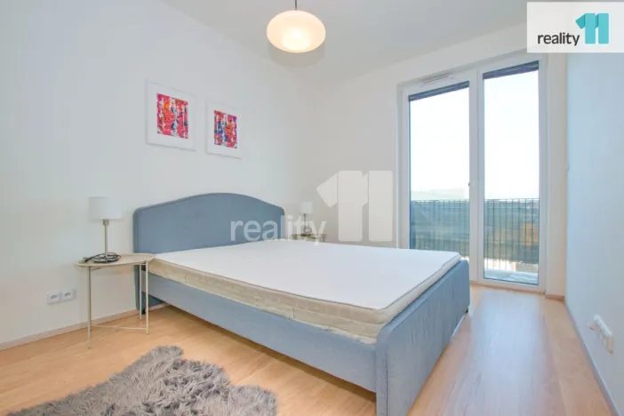 Pronájem bytu 2+kk, Liberec - Liberec III-Jeřáb, Kladenská, 57 m2