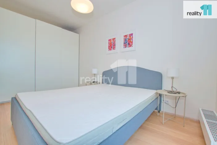 Pronájem bytu 2+kk, Liberec - Liberec III-Jeřáb, Kladenská, 57 m2