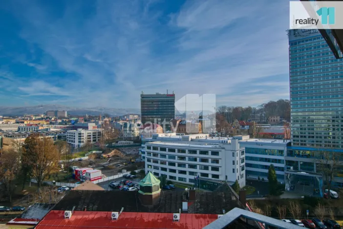 Pronájem bytu 2+kk, Liberec - Liberec III-Jeřáb, Kladenská, 57 m2