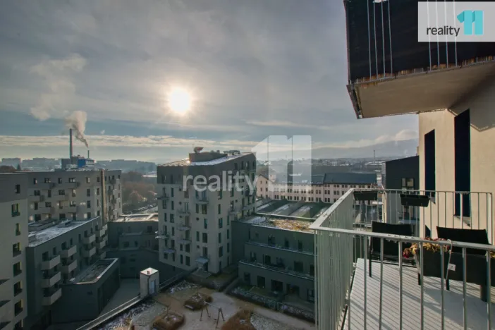 Pronájem bytu 2+kk, Liberec - Liberec III-Jeřáb, Kladenská, 57 m2