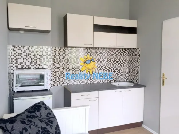 Pronájem bytu 1+kk, Praha - Žižkov, Roháčova, 15 m2