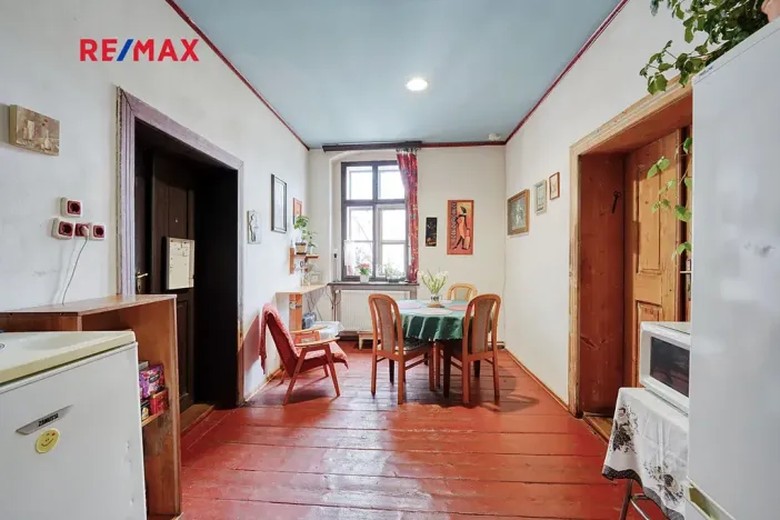 Prodej rodinného domu, Úterý, 677 m2