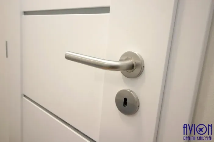 Prodej bytu 2+kk, Praha - Prosek, Prosecká, 40 m2