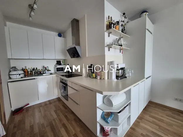 Pronájem bytu 2+kk, Praha - Strašnice, Zvěřinova, 64 m2