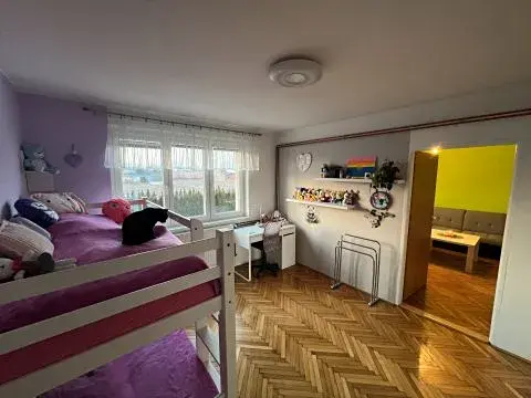 Prodej bytu 3+1, Lužany, 86 m2