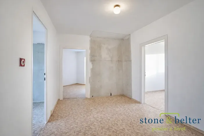 Prodej bytu 3+1, Praha - Stodůlky, U jezera, 82 m2