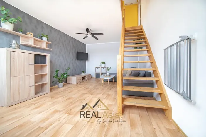 Pronájem bytu 3+kk, Brno, Tkalcovská, 74 m2