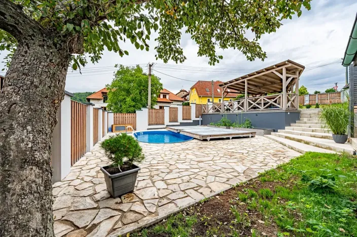 Prodej chalupy, Roztoky, 234 m2