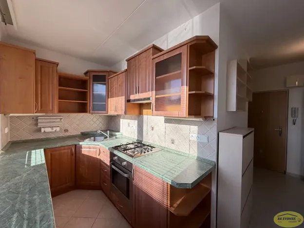 Prodej bytu 1+1, Zlín, Zborovská, 31 m2