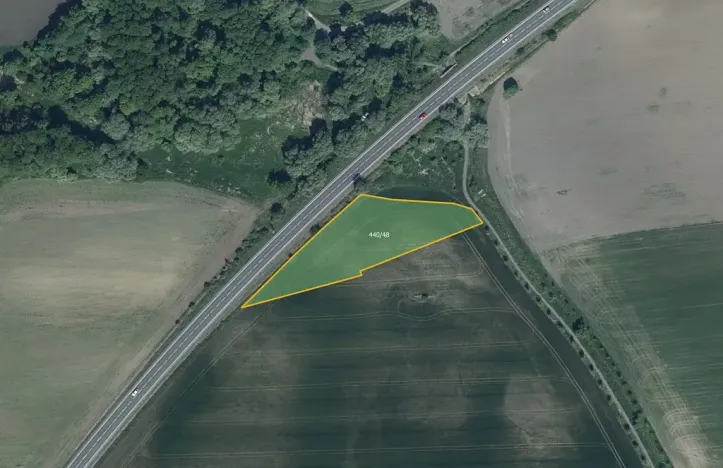 Prodej pole, Uhy, 10855 m2