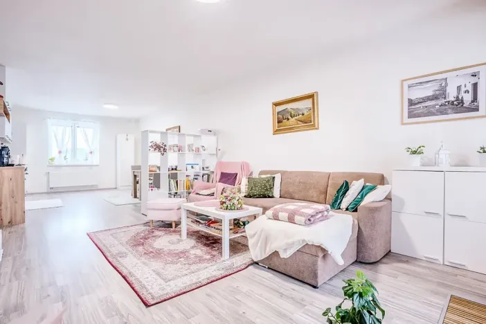 Prodej bytu 2+kk, Nová Role, Svobodova, 80 m2