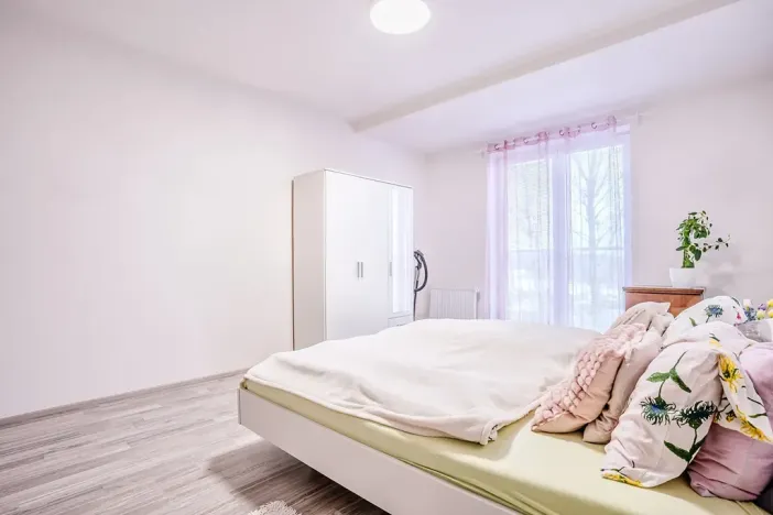 Prodej bytu 2+kk, Nová Role, Svobodova, 80 m2