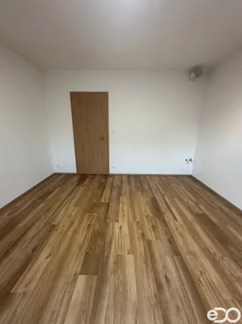Pronájem bytu 1+kk, Kralupy nad Vltavou, Nádražní, 28 m2