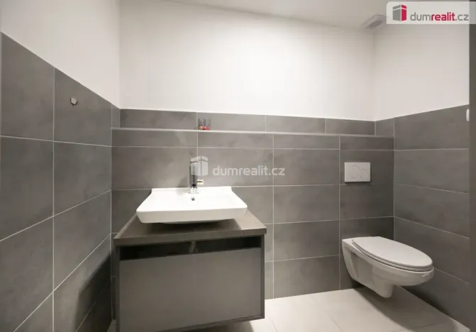 Prodej skladu, Jindřichův Hradec - Jindřichův Hradec III, Václavská, 850 m2