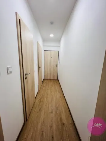 Pronájem bytu 1+kk, Olomouc, Topolová, 32 m2