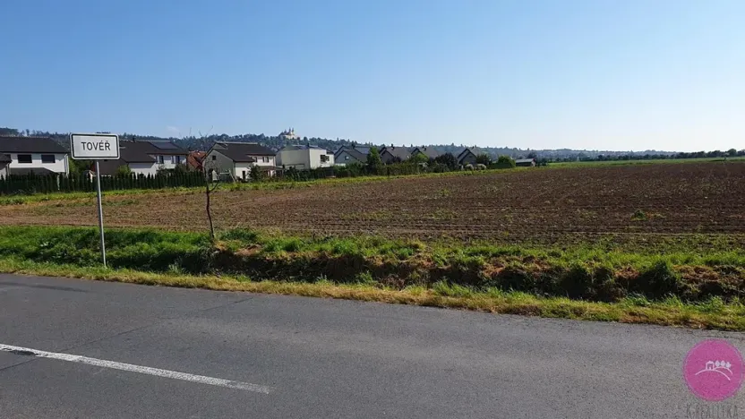 Prodej pole, Tovéř, 35201 m2