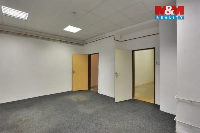 Pronájem obchodního prostoru, Český Těšín, Bezručova, 116 m2