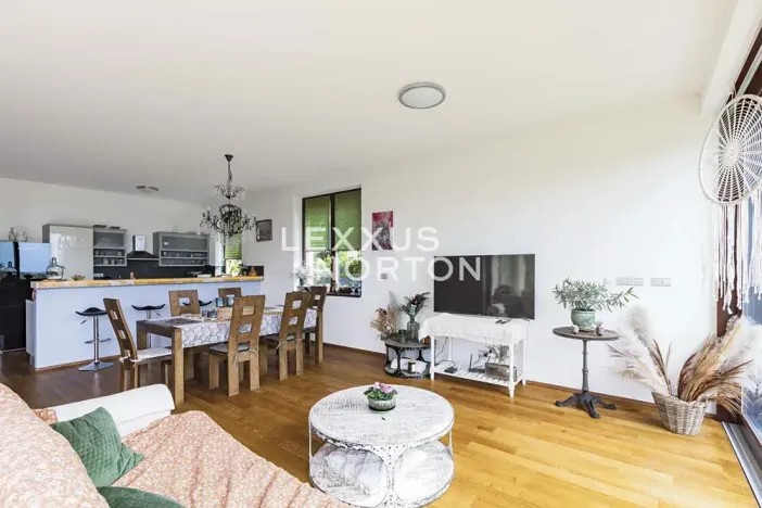 Pronájem rodinného domu, Praha - Lysolaje, Hřebenová, 190 m2