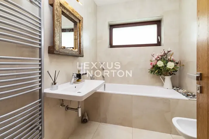 Pronájem rodinného domu, Praha - Lysolaje, Hřebenová, 190 m2