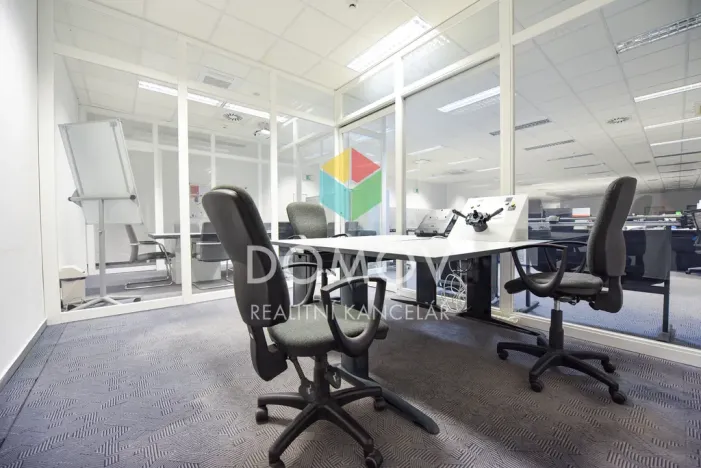 Pronájem kanceláře, Zdice - Černín, 1050 m2