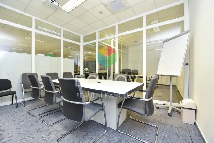 Pronájem kanceláře, Zdice - Černín, 1050 m2