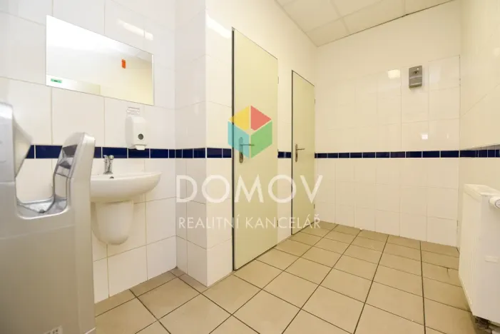 Pronájem kanceláře, Zdice - Černín, 1050 m2
