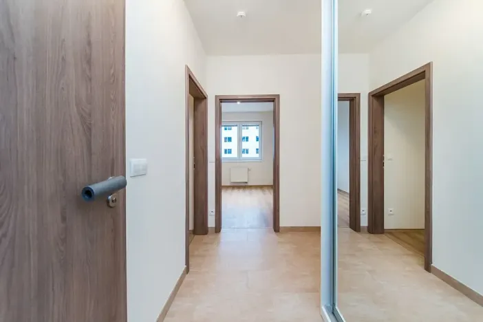 Pronájem bytu 2+kk, Praha - Kyje, Sicherova, 50 m2