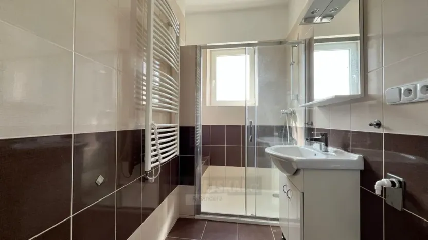 Pronájem bytu 2+1, České Budějovice - České Budějovice 6, Čechova, 61 m2