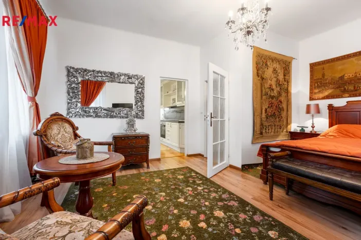 Pronájem bytu 2+kk, Karlovy Vary, K. Čapka, 48 m2