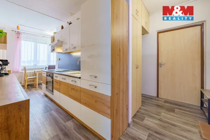 Prodej bytu 2+1, Sokolov, Závodu míru, 55 m2