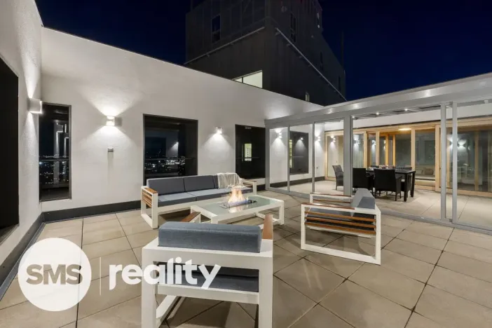 Pronájem atypického bytu, Brno - Štýřice, Pražákova, 332 m2