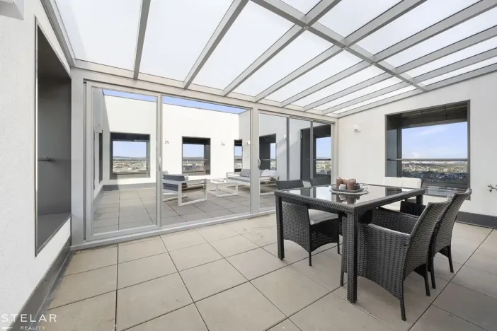 Pronájem atypického bytu, Brno - Štýřice, Pražákova, 332 m2