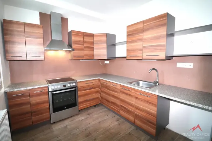 Pronájem bytu 3+1, Růžová, 77 m2