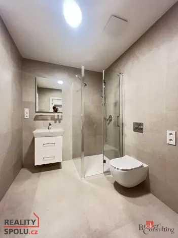 Pronájem bytu 1+kk, Liberec - Liberec XII-Staré Pavlovice, Polní, 34 m2