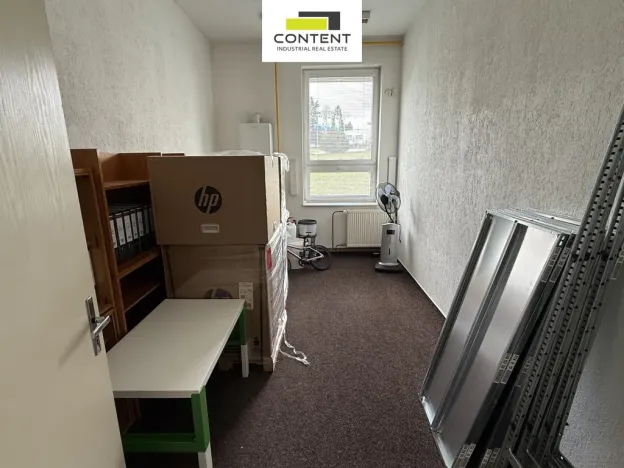 Pronájem skladu, Plzeň - Doubravka, Hřbitovní, 2513 m2