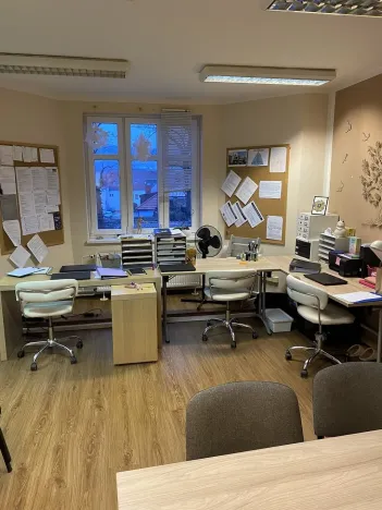 Pronájem kanceláře, Beroun, Politických vězňů, 132 m2