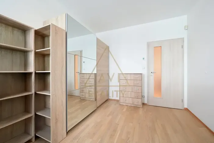 Pronájem bytu 3+kk, Praha - Žižkov, Olšanská, 86 m2