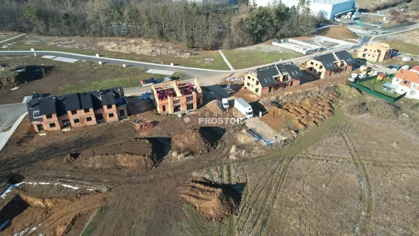 Prodej bytu 2+kk, Nučice, U zastávky, 60 m2